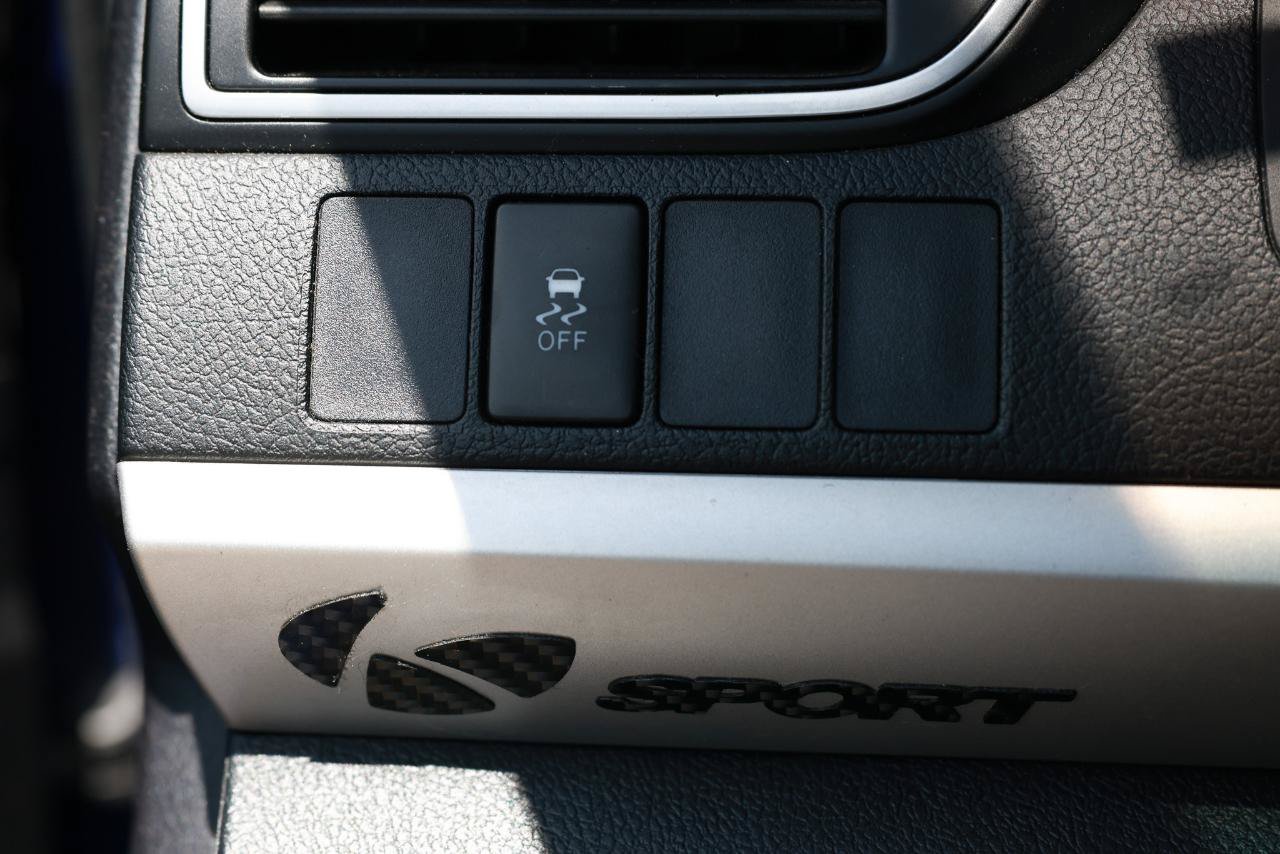 Used 2015 Toyota Camry SE FWD image 42