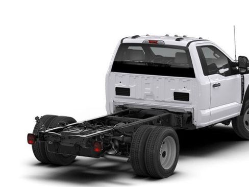 New 2026 Ford F550 4x4 Regular Cab Super Duty w/ XL Chrome Package image 25