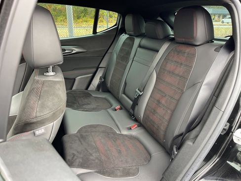 Used 2024 Dodge Hornet R/T Plus image 22