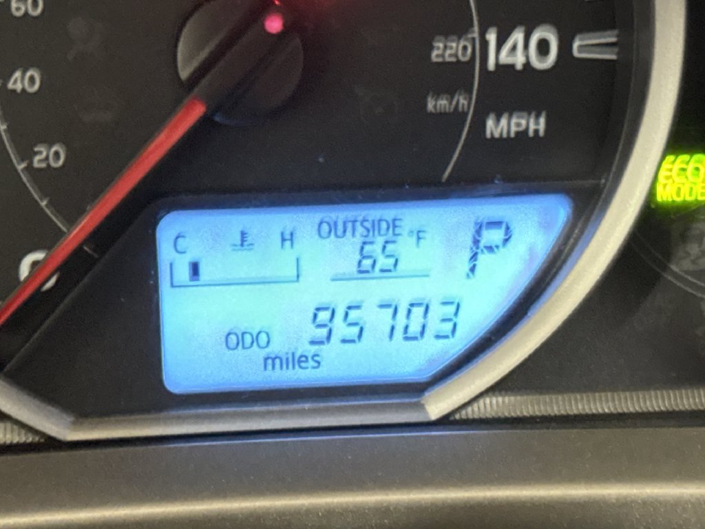 Used 2014 Toyota RAV4 XLE AWD/4WD image 13