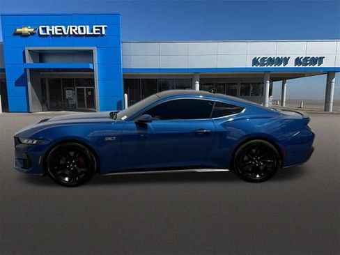 Used 2024 Ford Mustang GT RWD image 27