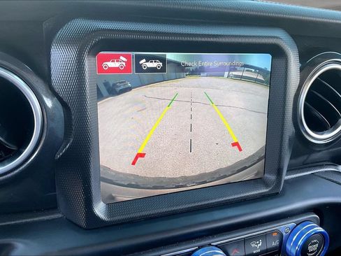 Used 2023 Jeep Wrangler Unlimited Rubicon 392 w/ Trailer Tow Package AWD/4WD image 14