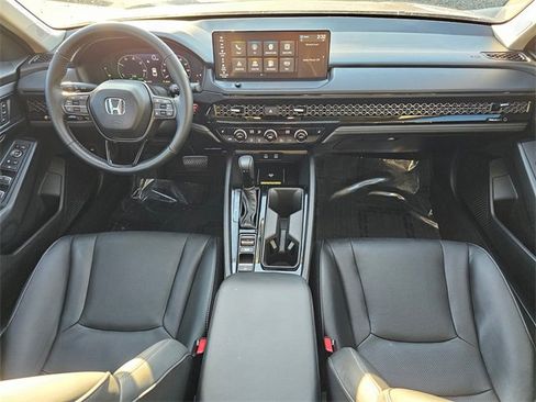 Used 2025 Honda Accord EX-L image 10