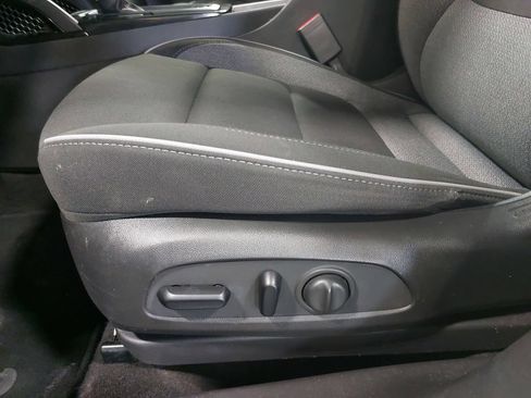 Used 2023 Chevrolet TrailBlazer LT w/ Convenience Package AWD/4WD image 29
