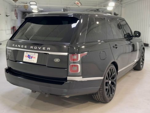 Used 2022 Land Rover Range Rover Westminster Edition image 9