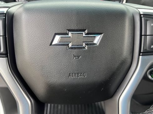 Used 2022 Chevrolet Silverado 1500 RST image 15