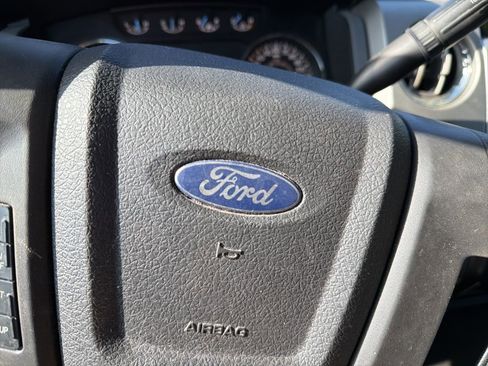 Used 2012 Ford F150 XLT w/ XLT Custom Pkg RWD image 11