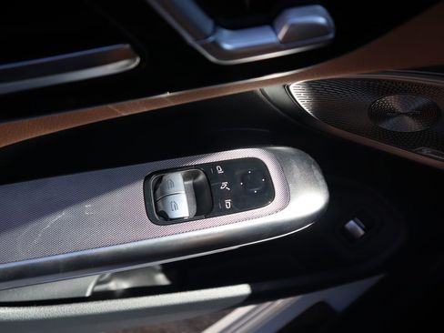 New 2026 Mercedes-Benz CLE 300 4MATIC Coupe image 17