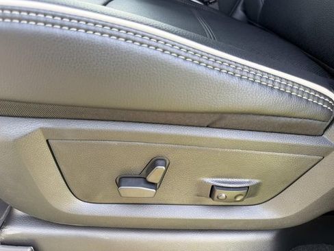 New 2026 RAM 2500 Laramie AWD/4WD image 25