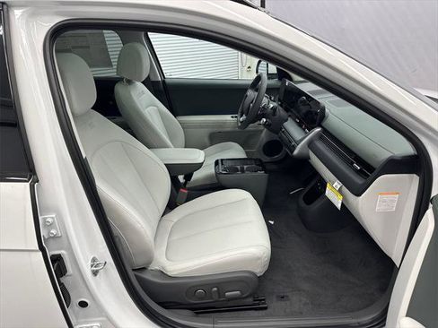 New 2026 Hyundai Ioniq 5 Limited image 15