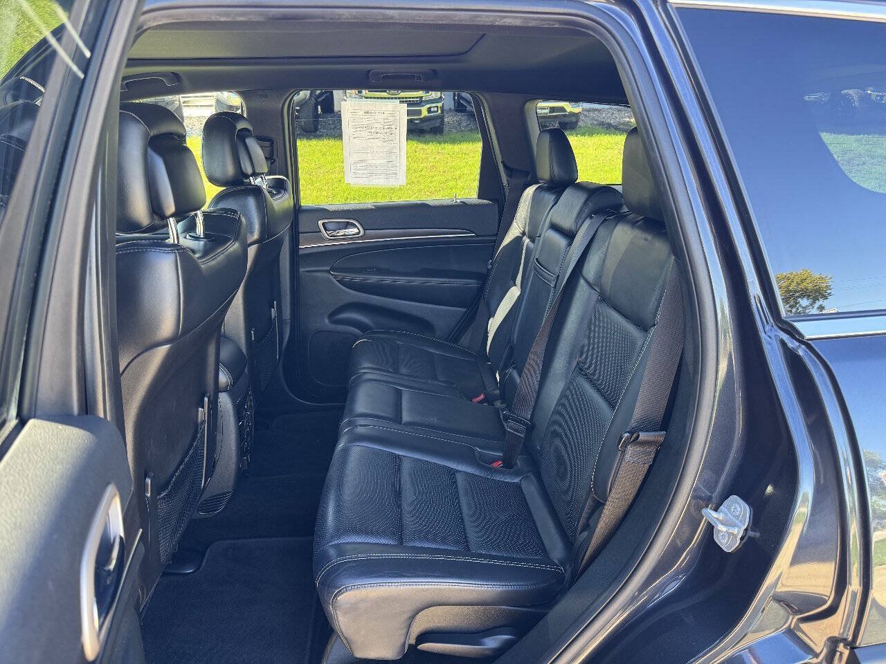 Used 2014 Jeep Grand Cherokee Limited w/ Luxury Group II AWD/4WD image 12