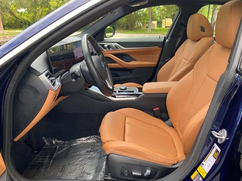 Used 2023 BMW i4 eDrive40 RWD image 16