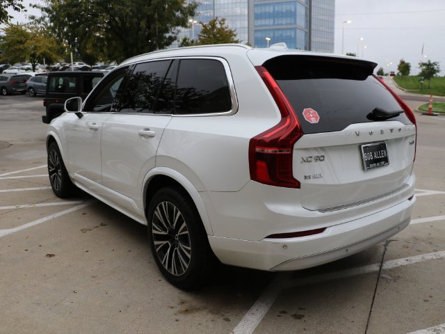 Used 2022 Volvo XC90 T6 Momentum w/ Climate Package AWD/4WD image 5