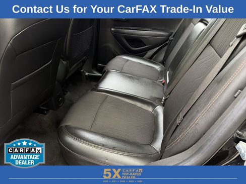 Used 2019 Chevrolet Trax LT w/ LT Convenience Package AWD/4WD image 29