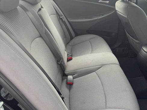 Used 2011 Hyundai Sonata GLS image 11