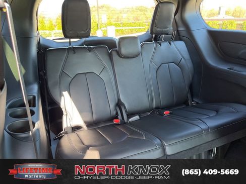 New 2026 Chrysler Voyager LX image 26