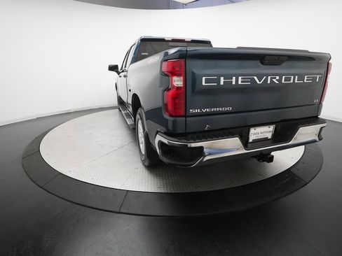 Used 2019 Chevrolet Silverado 1500 LT w/ Convenience Package image 33