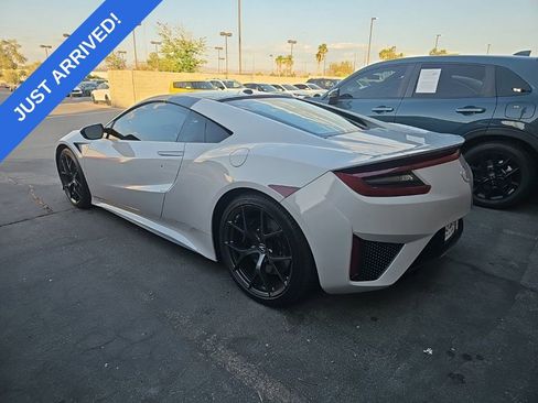 Used 2017 Acura NSX AWD/4WD image 4