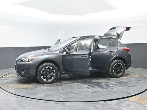 Used 2021 Subaru Crosstrek 2.0i Premium w/ Moonroof Package image 37