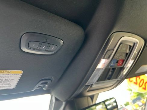 Used 2023 RAM 1500 Laramie AWD/4WD image 22