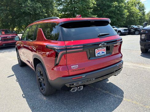 New 2026 Chevrolet Traverse LT w/ Midnight/Sport Edition FWD image 7