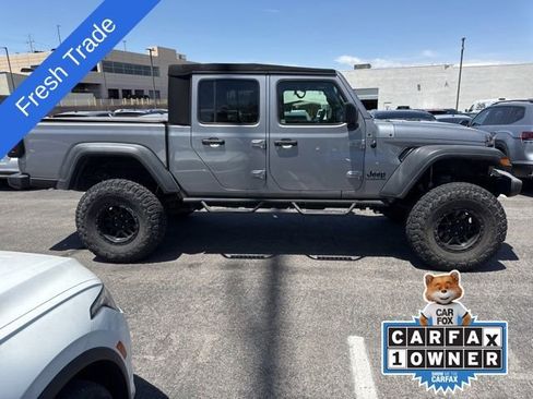 Used 2020 Jeep Gladiator Sport w/ Quick Order Package 24S AWD/4WD image 4