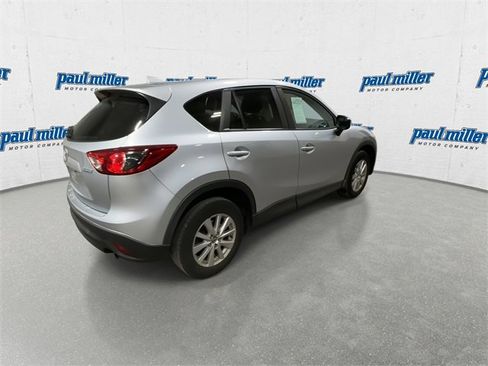 Used 2016 MAZDA CX-5 Touring image 11