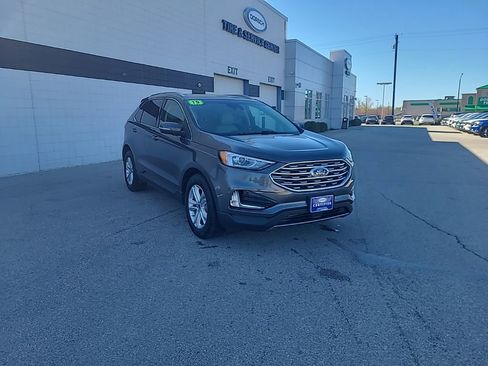 Used 2019 Ford Edge SEL w/ Equipment Group 201A FWD image 9