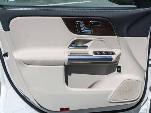 New 2026 Mercedes-Benz GLA 250 4MATIC image 20