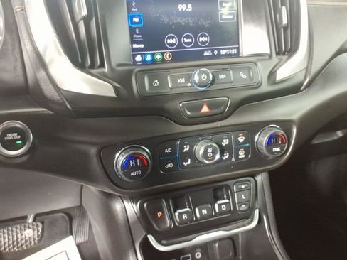 Used 2020 GMC Terrain SLE w/ Driver Convenience Package image 20