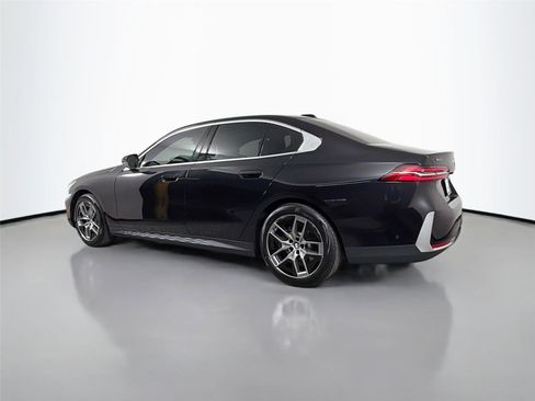 New 2026 BMW 530i xDrive w/ Premium Package AWD/4WD image 7