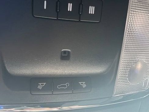 Used 2019 Jeep Grand Cherokee Laredo w/ Security & Convenience Group AWD/4WD image 10