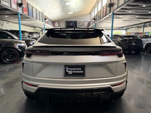 Used 2019 Lamborghini Urus AWD/4WD image 10