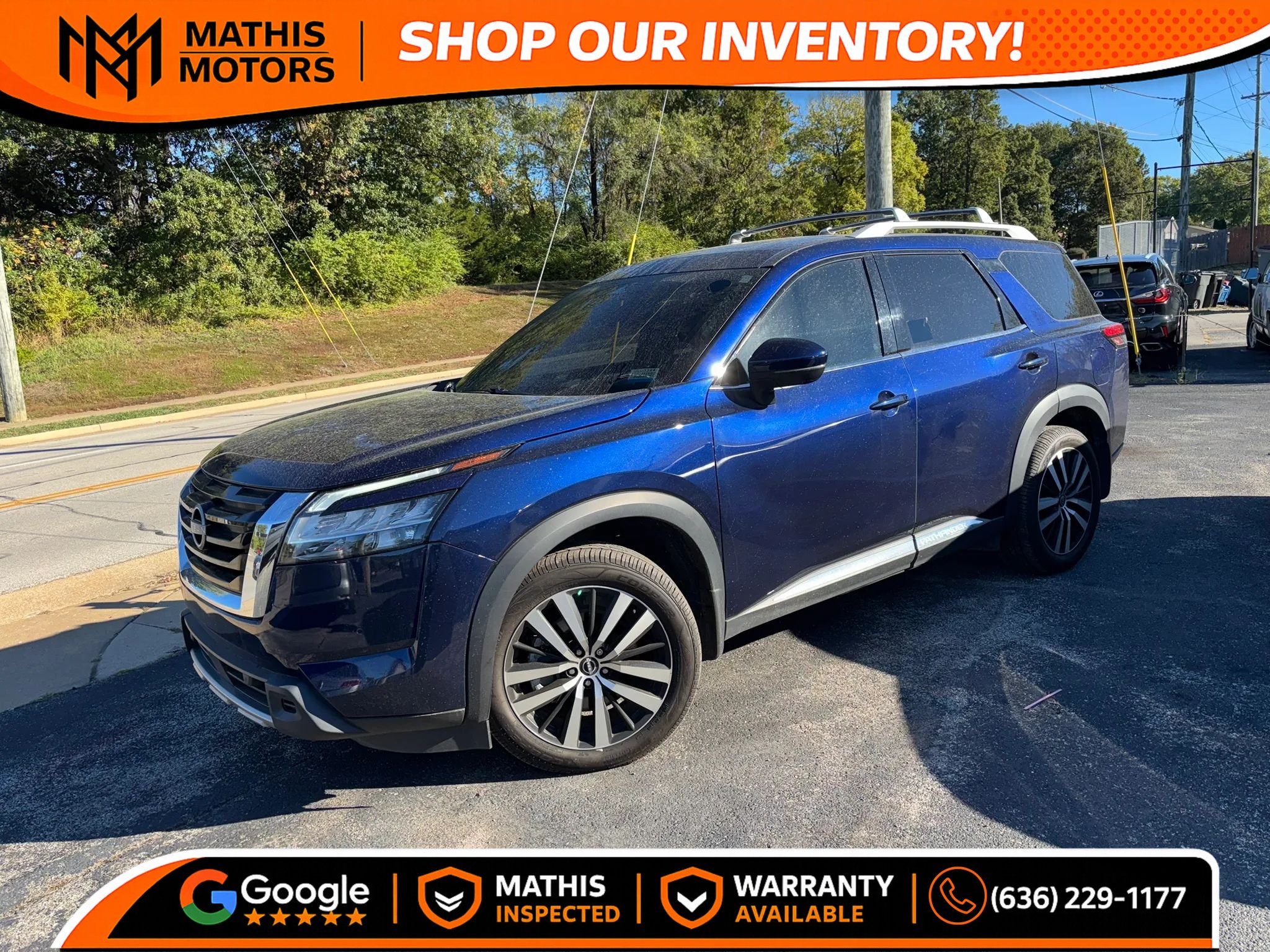 Used 2024 Nissan Pathfinder Platinum w/ Cargo Package FWD image 1