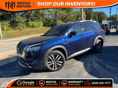 Used 2024 Nissan Pathfinder Platinum w/ Cargo Package