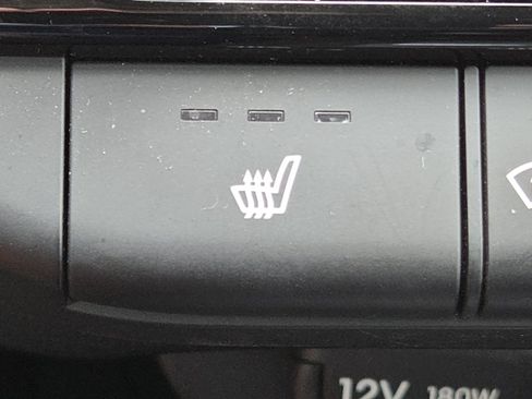 Used 2025 Hyundai Elantra SEL FWD image 8