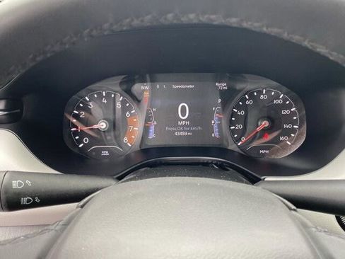 Certified 2023 Jeep Compass Limited image 13