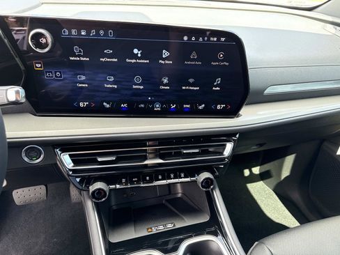 New 2026 Chevrolet Traverse LT w/ Midnight/Sport Edition FWD image 23