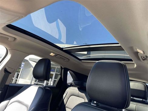 Certified 2020 Ford Escape SEL image 11