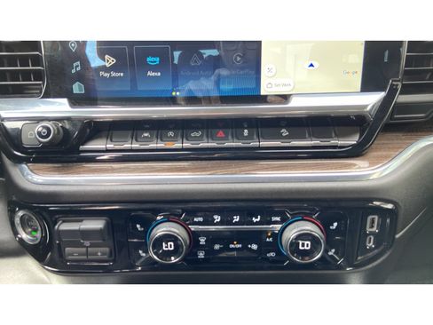Used 2024 Chevrolet Silverado 1500 RST w/ Convenience Package II AWD/4WD image 16