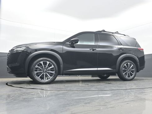 New 2026 Nissan Pathfinder Platinum AWD/4WD image 27