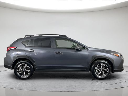 Used 2025 Subaru Crosstrek 2.5i Premium AWD/4WD image 4