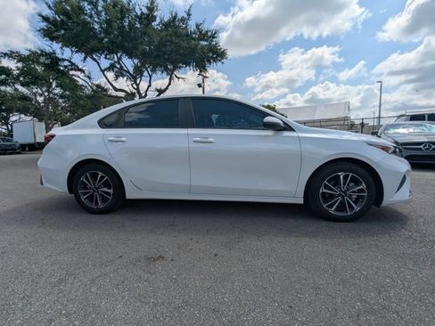 Certified 2024 Kia Forte LXS w/ LXS Technology Package FWD image 6