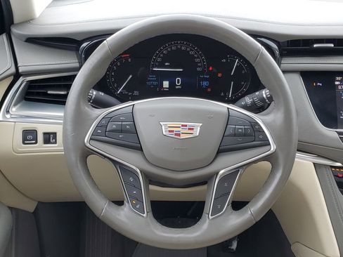 Used 2018 Cadillac XT5 Luxury w/ Driver Awareness Package image 27