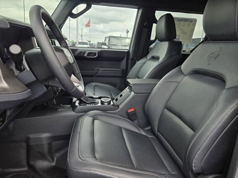 New 2026 Ford Bronco Badlands AWD/4WD image 17