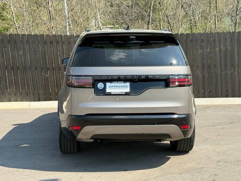 Certified 2025 Land Rover Discovery Dynamic SE AWD/4WD image 4