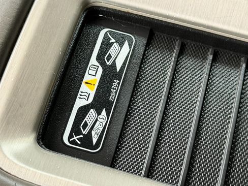 Used 2016 GMC Yukon XL Denali w/ Open Road Package image 51