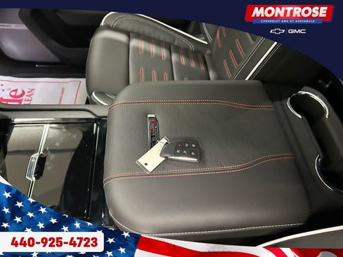 New 2026 GMC Yukon XL AT4 Ultimate AWD/4WD image 16