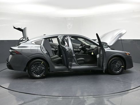 New 2026 Nissan Sentra SV w/ SV Convenience Package image 32