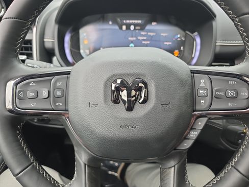 New 2026 RAM 2500 Limited AWD/4WD image 7